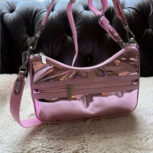 LeSportsac Metallic Shoulder Cross Bag Pink Quartz
NEW Trendy Retails $125